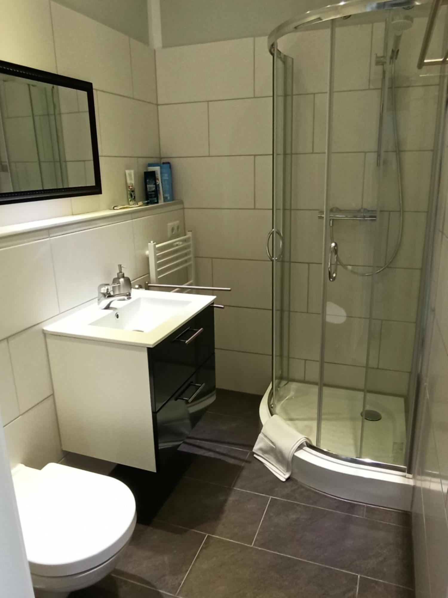 Business Apartment Near Neuss/Duesseldorf Korschenbroich Chambre photo
